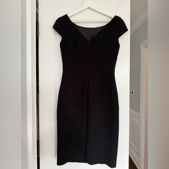 Calvin Klein Classic Little Black Dress size 2 - Picture 2 of 2